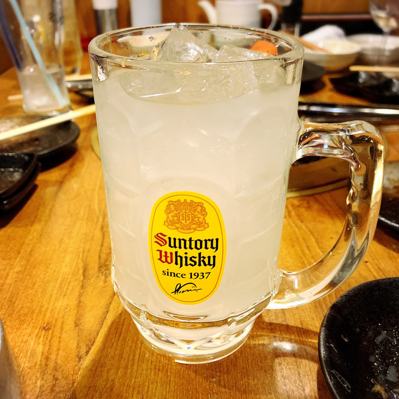 メガレモンサワー(焼肉市場めぐろや本店)