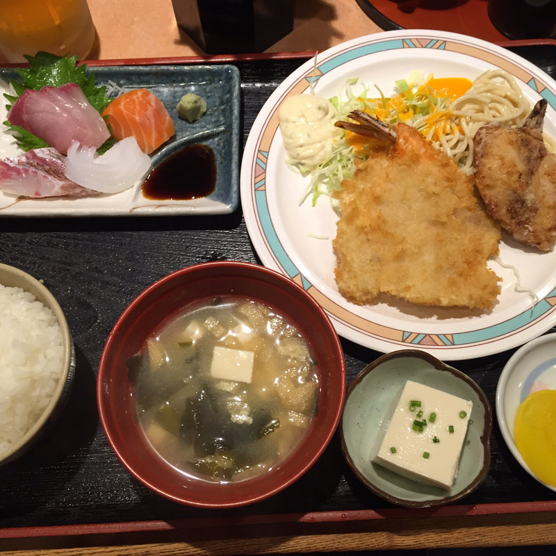 よし定食(市場食堂 よし （よし）)