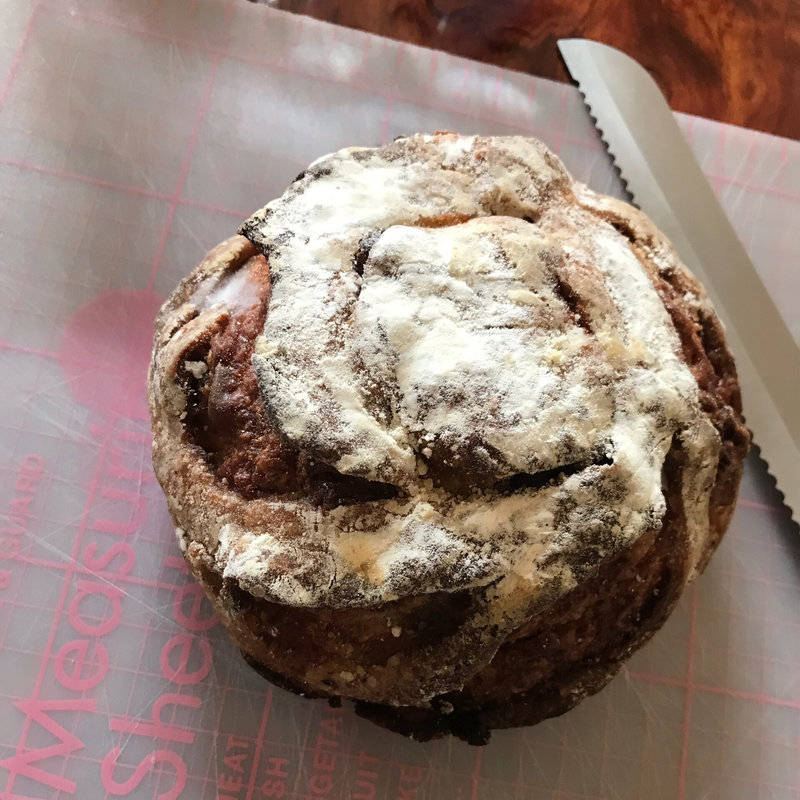 ライ麦のカンパーニュ(THE MARKET Bakery)