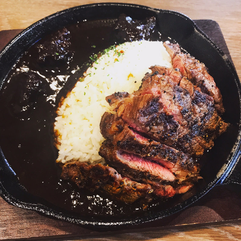 鉄板ステーキカレー(ビーフインパクト 松戸店)