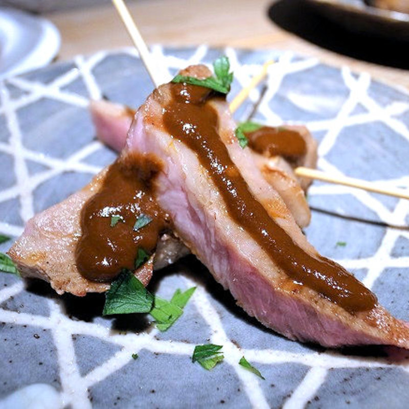 北海道ポーク コンフィーのグリル サルサモレ(E・A・T （イーエーティー）)