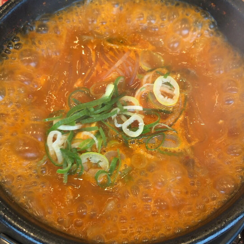 スンドゥブ牛すじ定食(韓丼 津店)