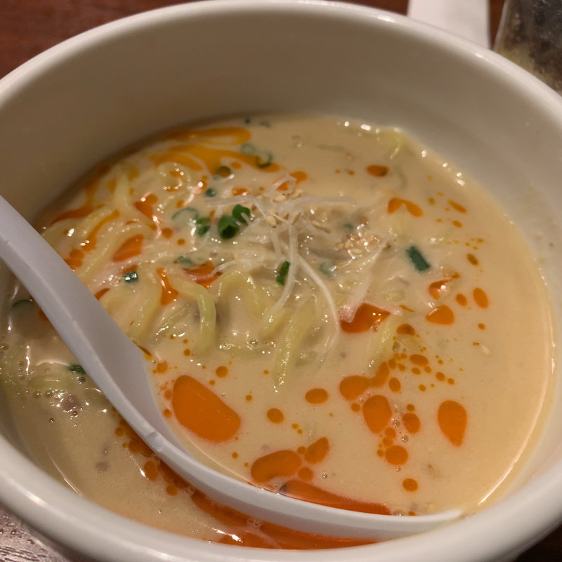 坦々麺(焼肉 黒5 歌舞伎町店)