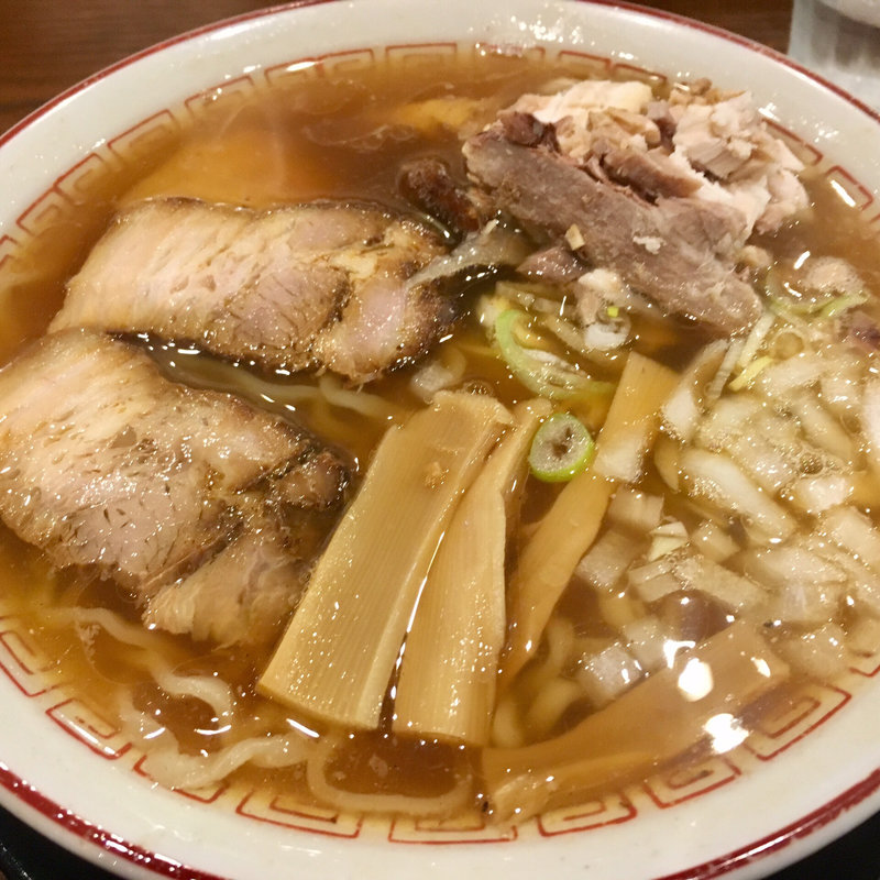醤油ラーメン、切り落としチャーシュー(きたかた食堂 南久宝寺店)