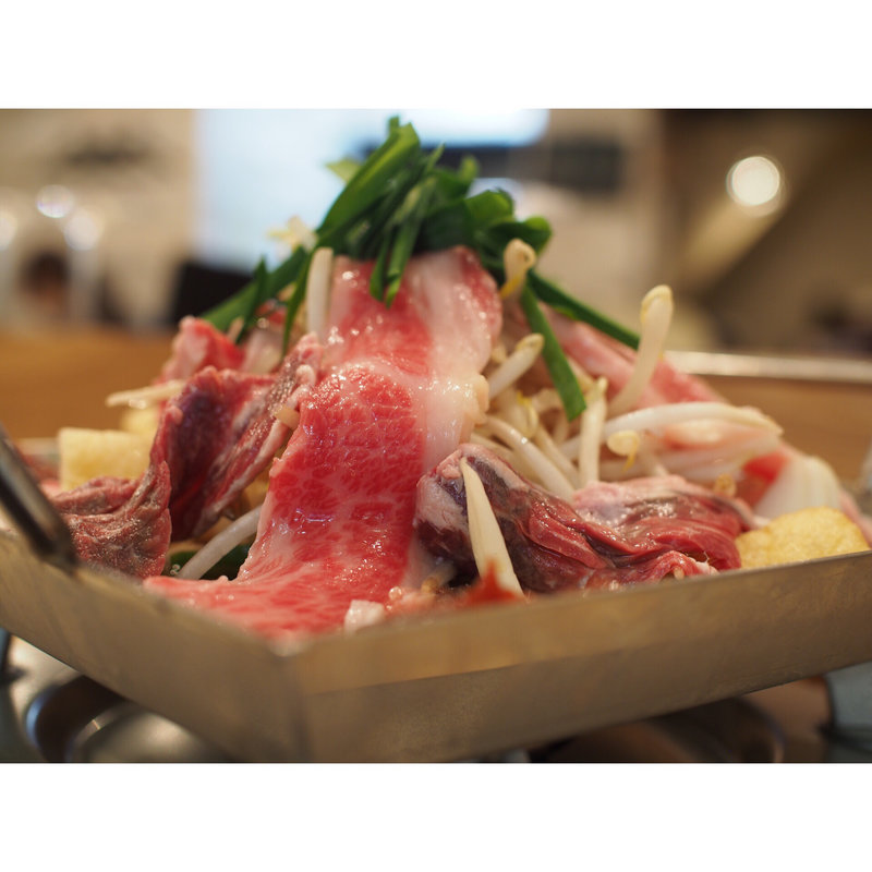 てっちゃん鍋(特選牛盛合せ)(源)