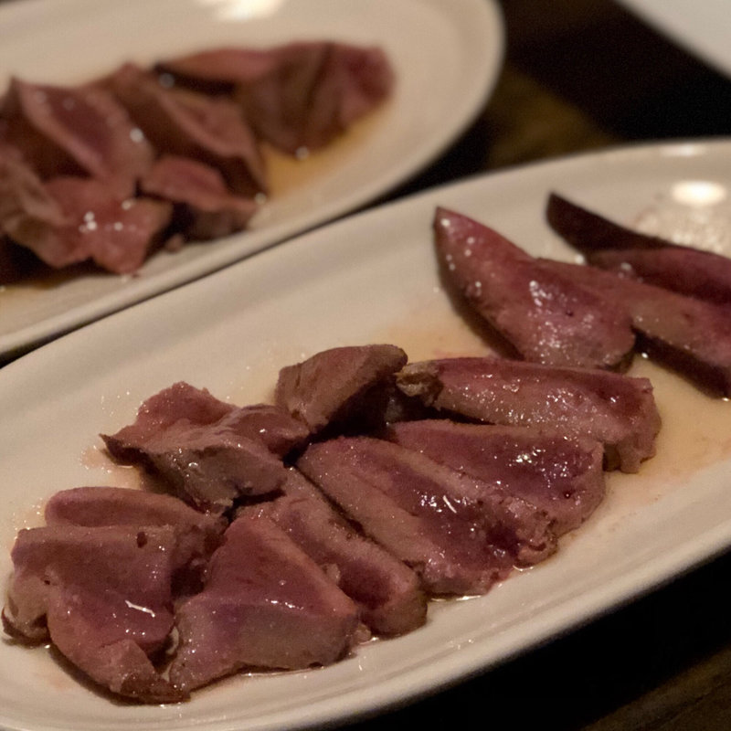 レバーのたたき風(こころみダイニング)