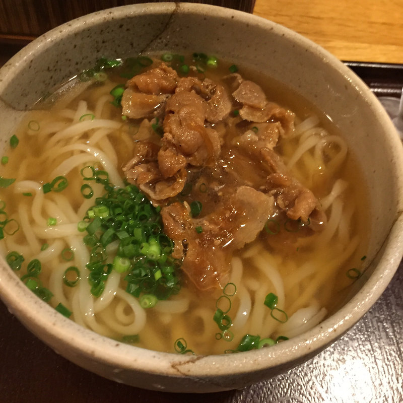 豚肉うどん(うどん酒家　かみや )
