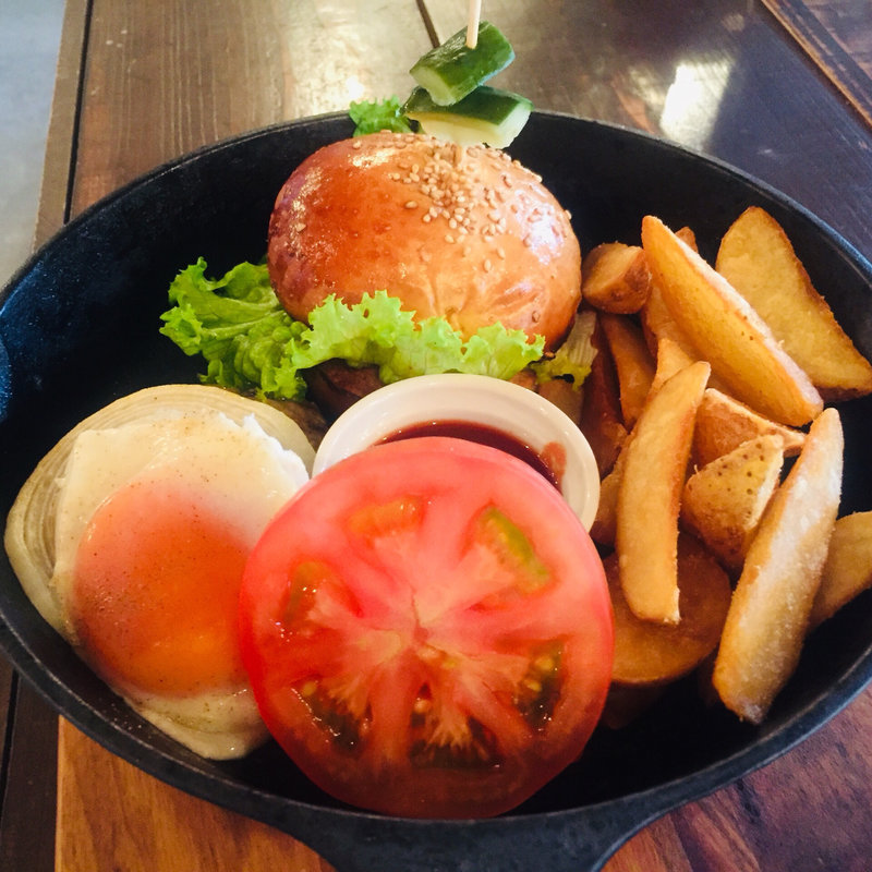 マザルバハンバーガーセット(マザルバカフェ )