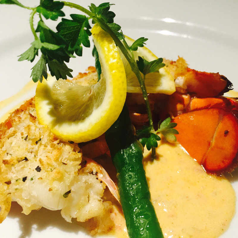 オマール海老の香草焼オリエンタル風(ビストロフレンチ ア・マ・ファッソン )