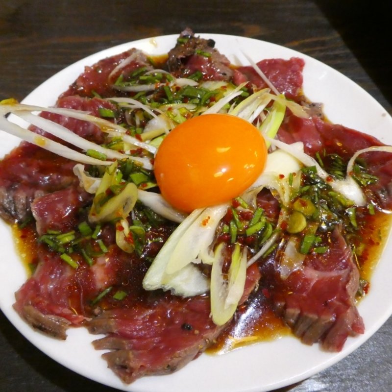 牛ハラミタタキ(大衆酒場 肉処 マルカツ )