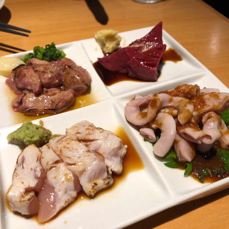 肉刺し4種盛り(立呑み8 )