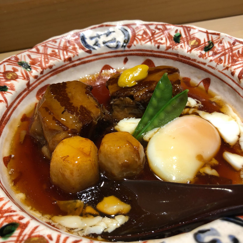 豚角煮 温玉添え(食彩酒粋へいぞう )