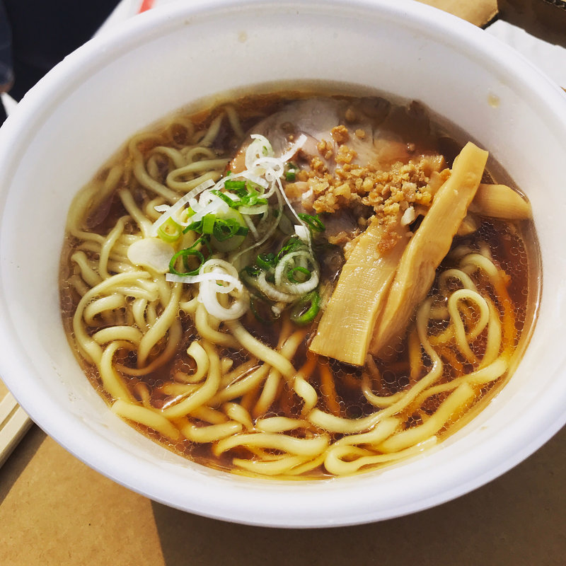 ザ・正油らーめん(自家製麺 啜乱会)