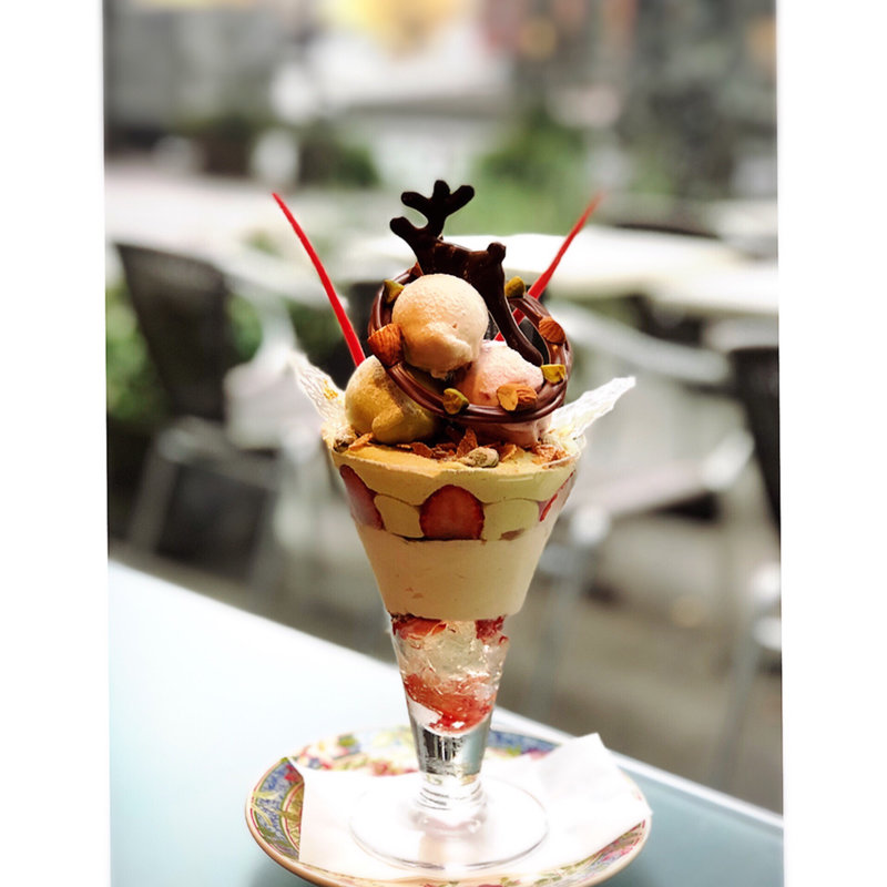 パフェ　パレドオール　リュミエール(ショコラティエ パレ ド オール 東京)