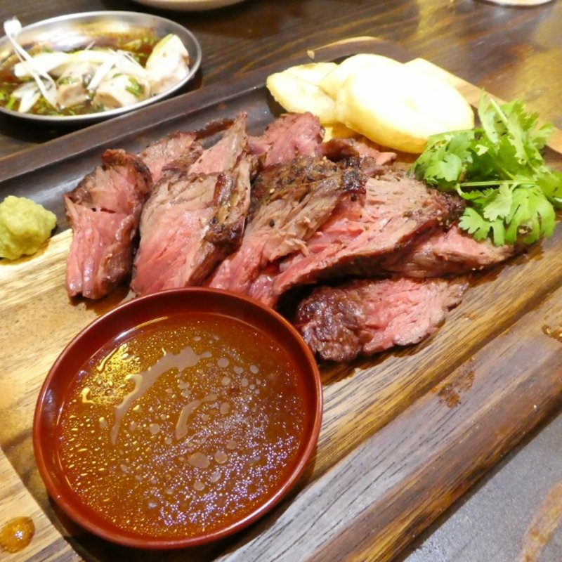 肉塊焼(大)～炭火でじっくり丹精込めて焼き上げ～(大衆酒場 肉処 マルカツ )