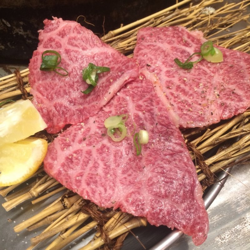 本日の中トロ(立喰☆焼肉 瑞園 天満店)