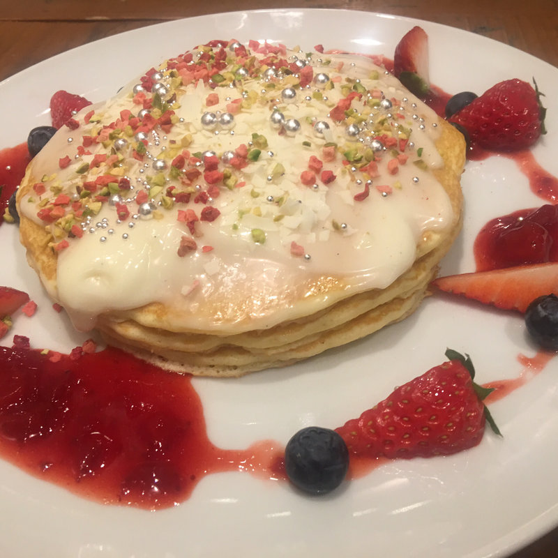 ホワイトチョコパンケーキ(ホノルルコーヒー MARK IS みなとみらい店)