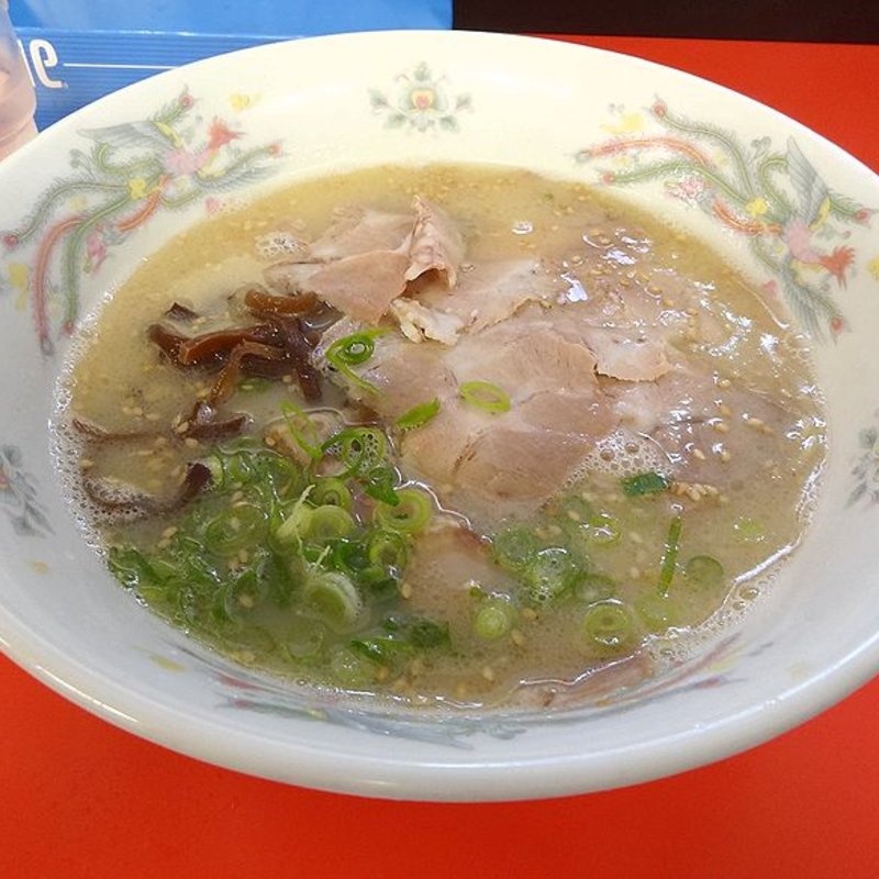 チャーシューメン(長浜ラーメン 山がさ)