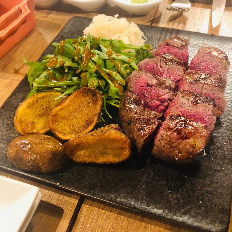 熊本産あか牛ランプ お尻の上の方（１５０ｇ）(ヴァベーネ （Va bene）)