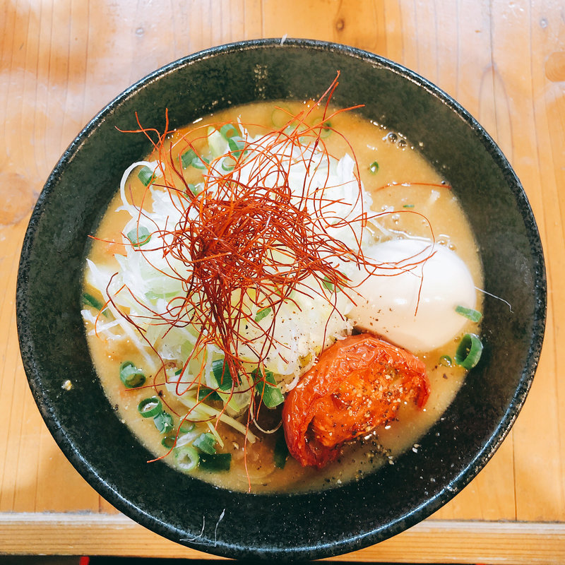 濃厚豚白湯味噌(ろく月 )