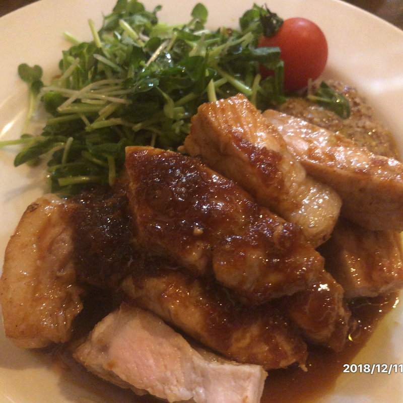 豚のロースト(TRENTA)