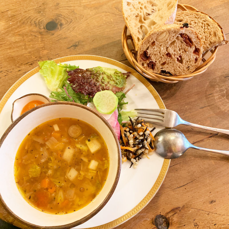 スープとパンのセット(ル・シァレ)