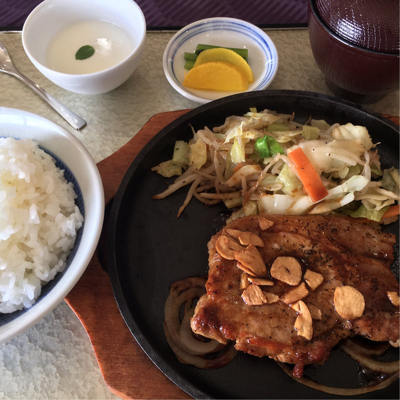 トンテキ(皐月ゴルフ倶楽部 佐野コース )