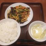 牛モツと豆腐の和え物（ランチセット）(美山飯店)