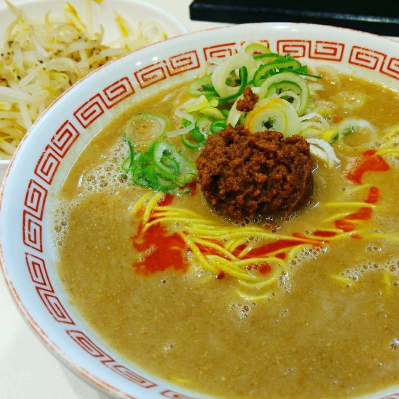 らーたんめん(博多拉担麺まるたん 天神店)