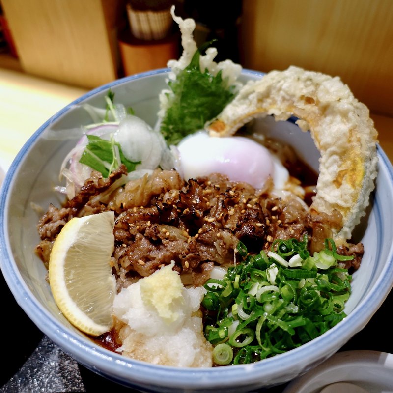 熟成但馬牛炙り肉ぶっかけうどん(うどんば しん)