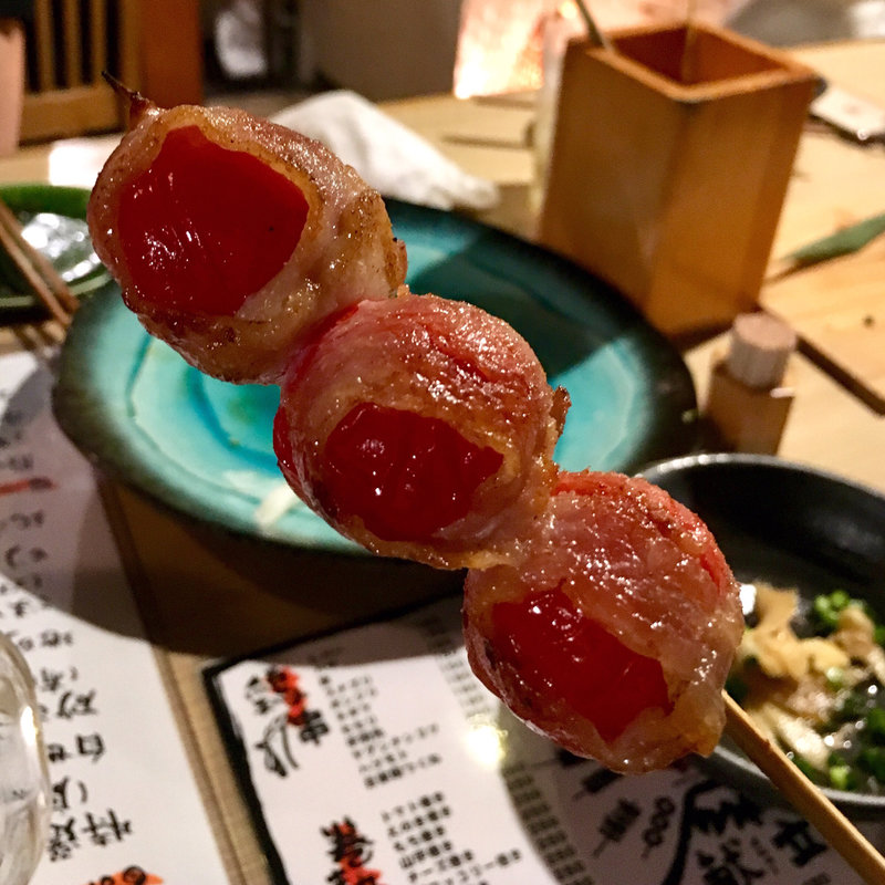 トマト串(炭火焼鳥焼串 てっぺん)