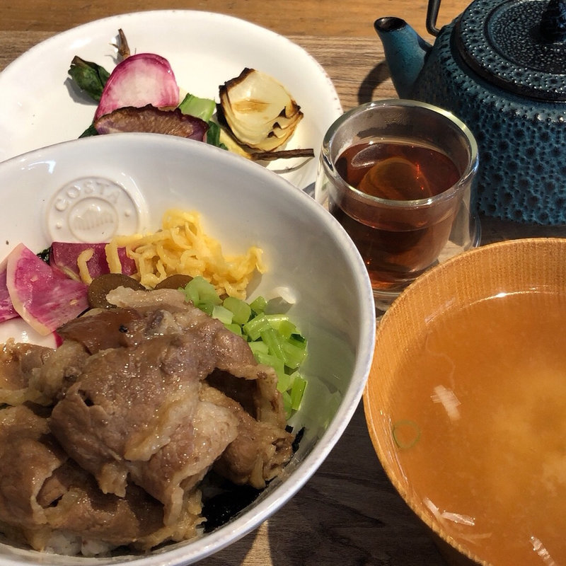オーガニックビーフランチ(Seasonal Organic Natural くれは食堂)