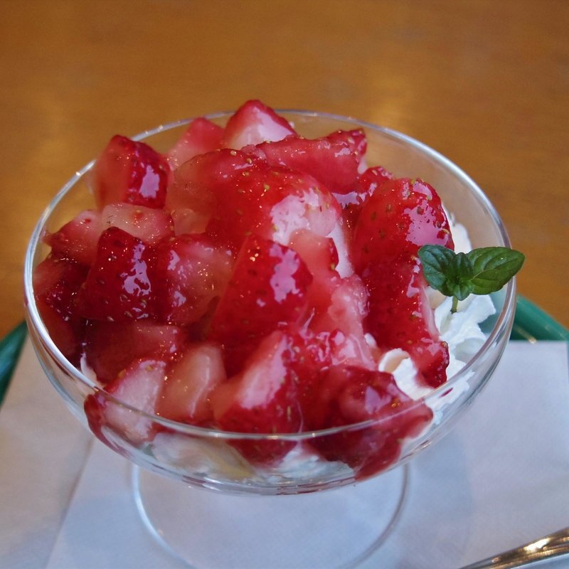 ジャズ姫苺アイス(和風レストランぱすとらる)