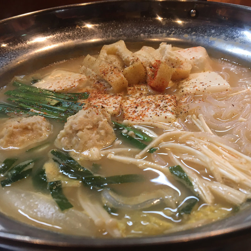 牛骨スープの団子鍋（1人前）(炭火串焼 松ちゃん )