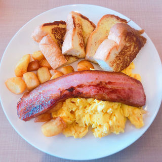 ベーコン＆エッグ(アールカフェ )