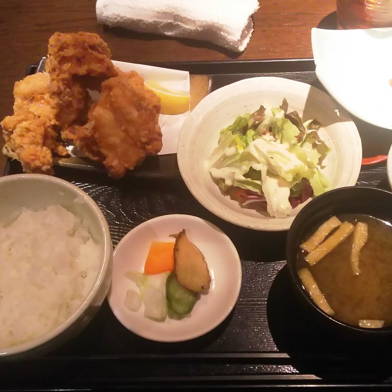 地鶏唐揚げ御膳(ひない小町)