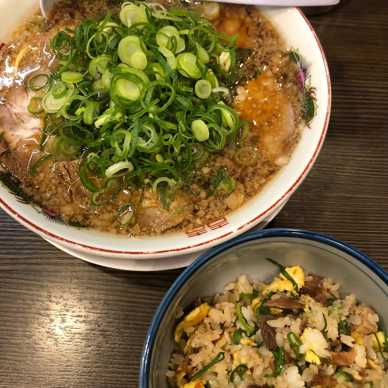 ラーメン半チャーハン(麺や京水)