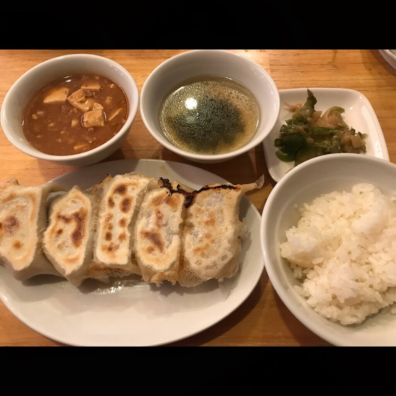 焼餃子定食(餃子のニューヨーク 立川店)