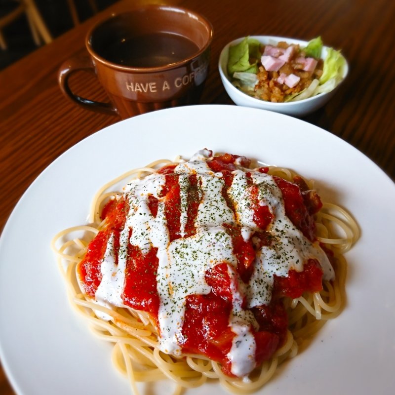 チキンとトマトのパスタランチ(たこ焼きBAR KARAKARA)