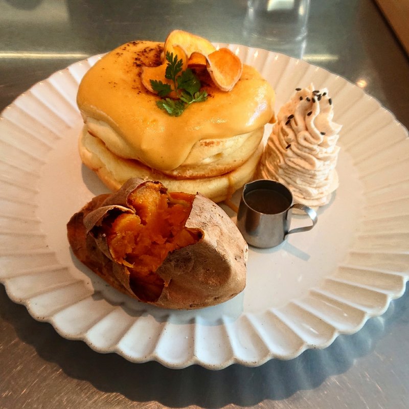 種子島熊野農園焼き芋パンケーキ「こがね」(レインボーパンケーキ （RAINBOW PANCAKE）)