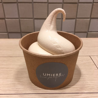 ミルクティーソフトクリーム(UMIERE)
