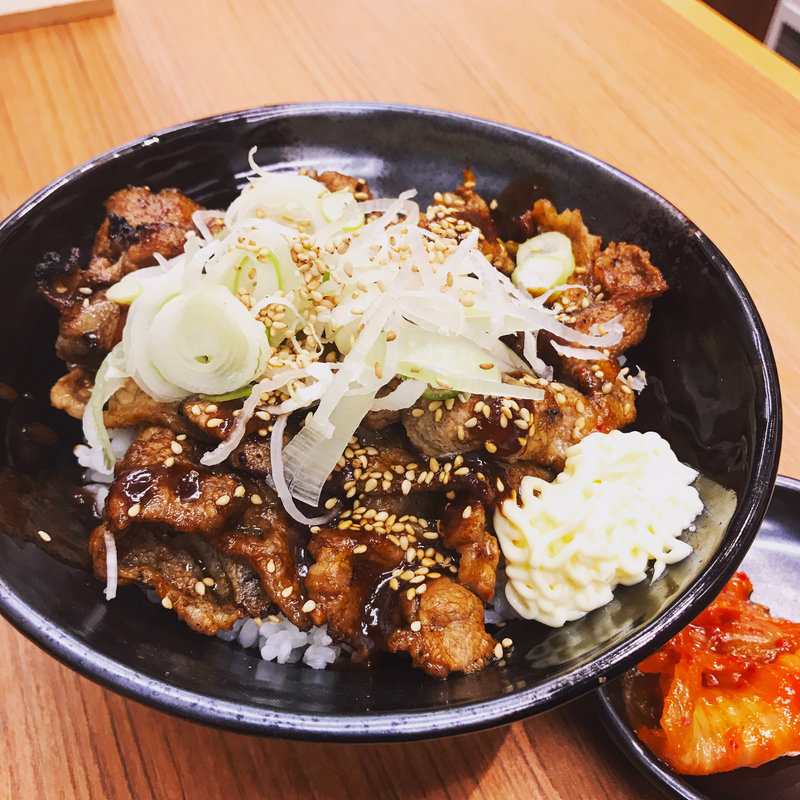 炭火焼肉丼 味噌コク旨ダレ(肉のヤマキ商店 お茶の水サンクレール店)