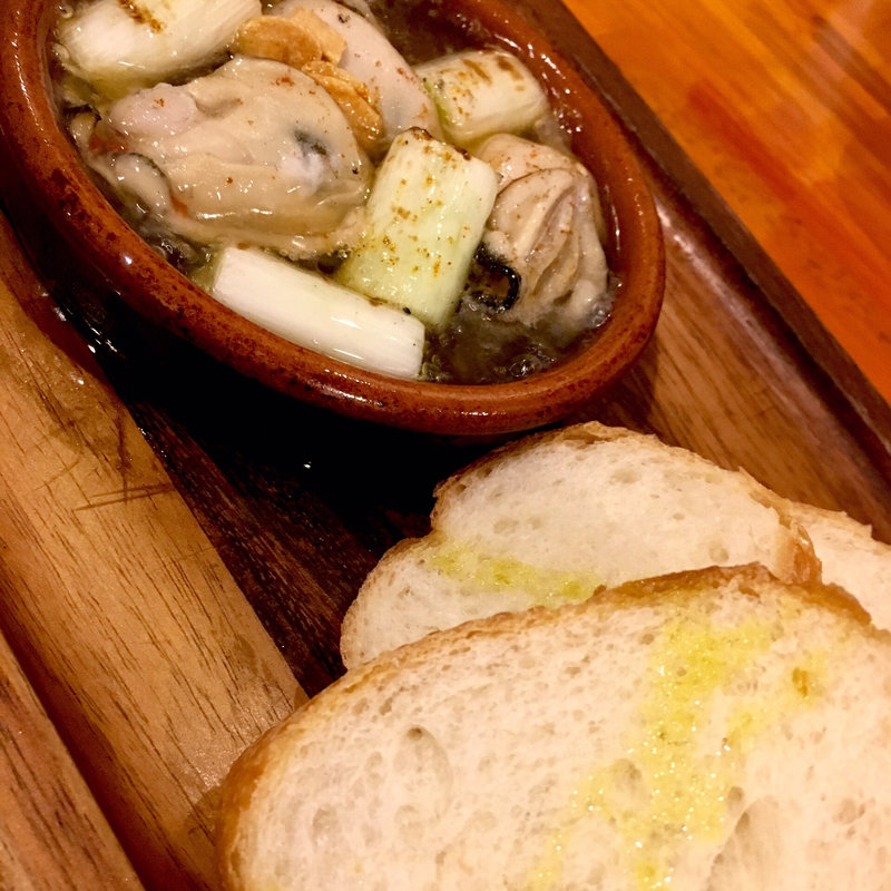 牡蠣とネギのアヒージョ(GRILL KING （グリルキング）)