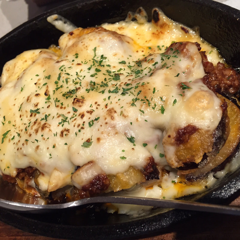 なす餃子の麻婆チーズ焼き(小さな中華バル)