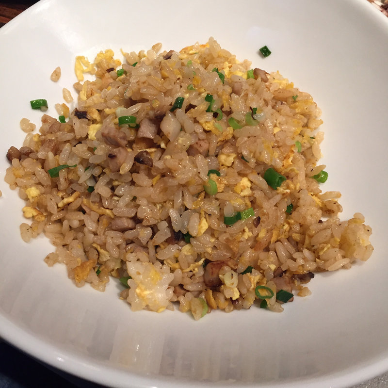 玉子炒飯(小さな中華バル)