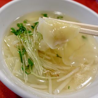 ワンタンスープ(揚子江ラーメン 名門 )
