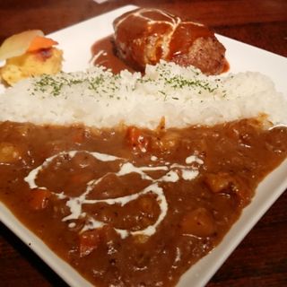 ハンバーグカレー（ハンバーグ会限定メニュー）(キッチン ハセガワ （Kitchen Hasegawa）)