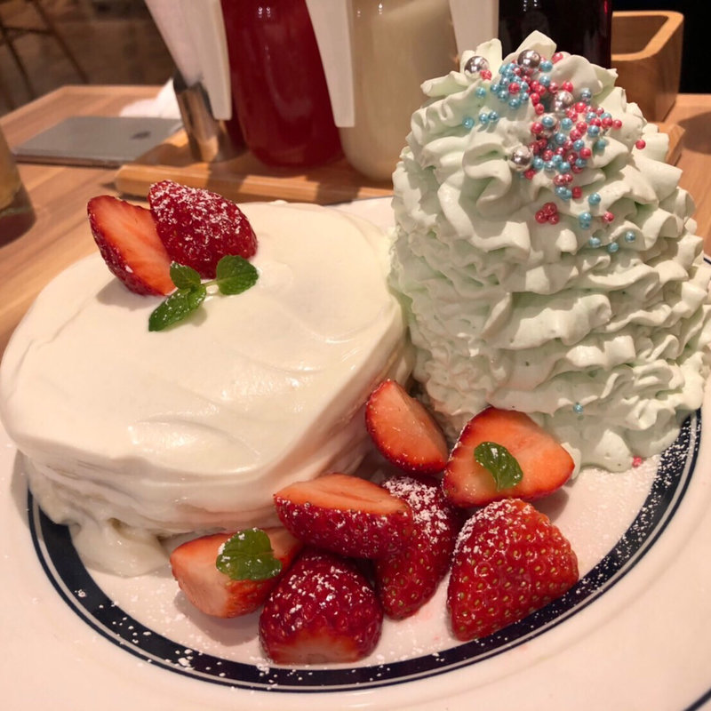 クリスマスパンケーキ(Eggs 'n Things 仙台店)