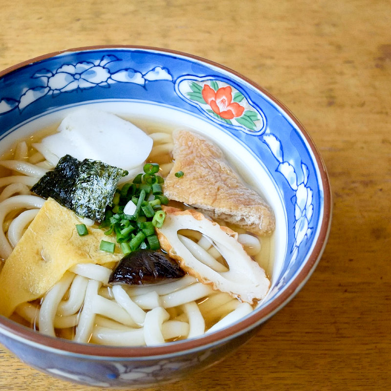 アズマヤのうどん(アズマヤ )