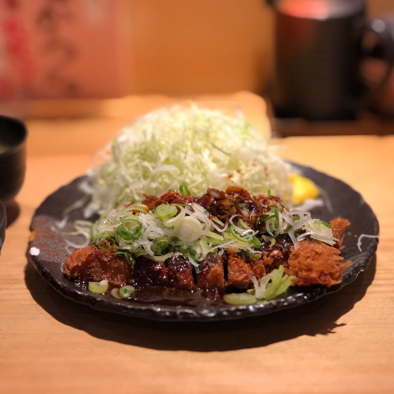 ねぎ盛り味噌かつ定食(豚屋とん一姫路駅前)